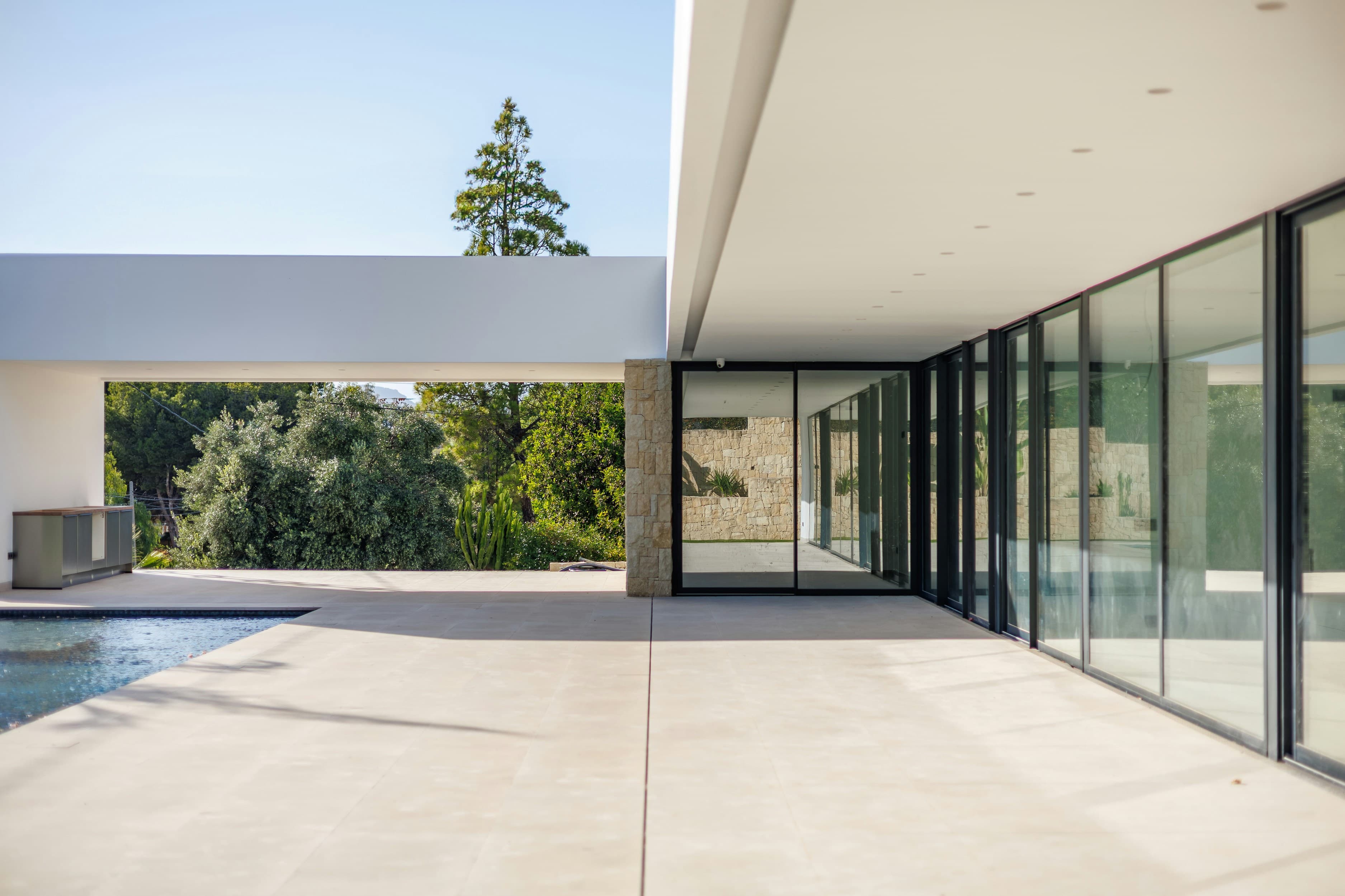 Industrial construction facility